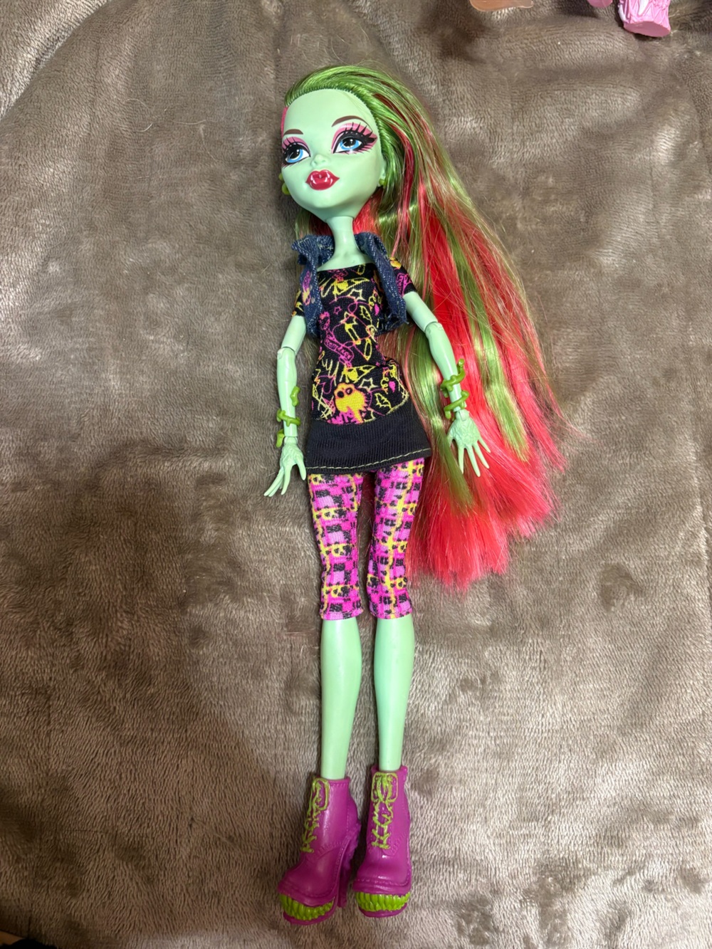 FIRST wave Venus Monster high doll